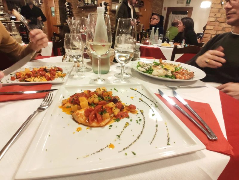 Ai Due Mondi