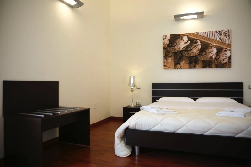 Apollo Suites