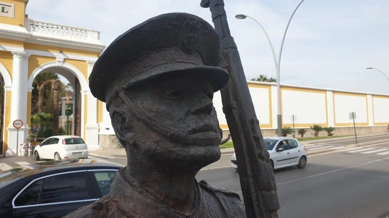 Monumento al Infante de Marina