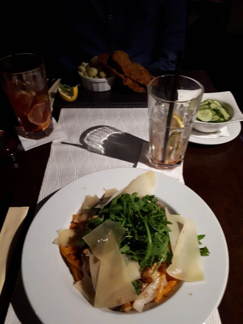 Leroy Cafe Restaurant & Steak House