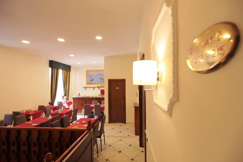 Hotel Garibaldi Naples