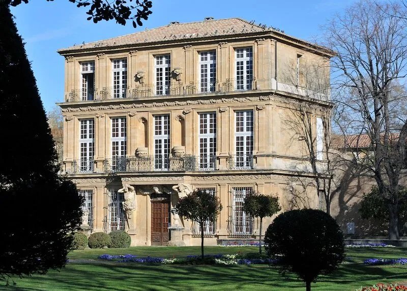 Charming apartment in the heart of the city in Aix-en-Provence.