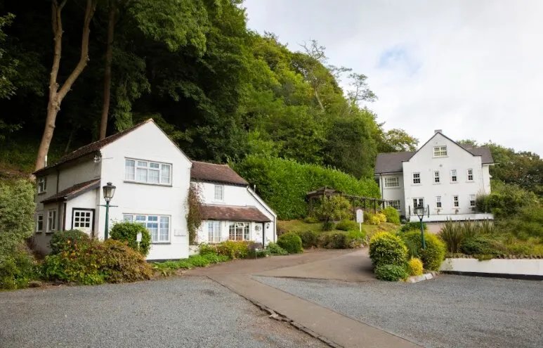 The Cottage in the Wood Hotel and Restaurant