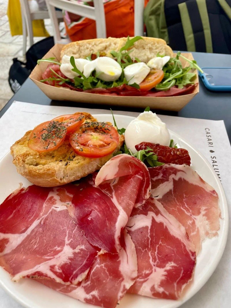 Pane e Mozza