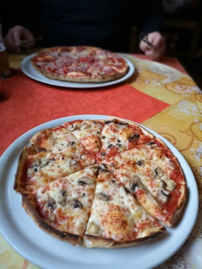 Pizza Mamma Mia Ostrov