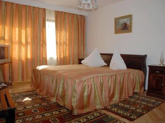Casa Lucretia