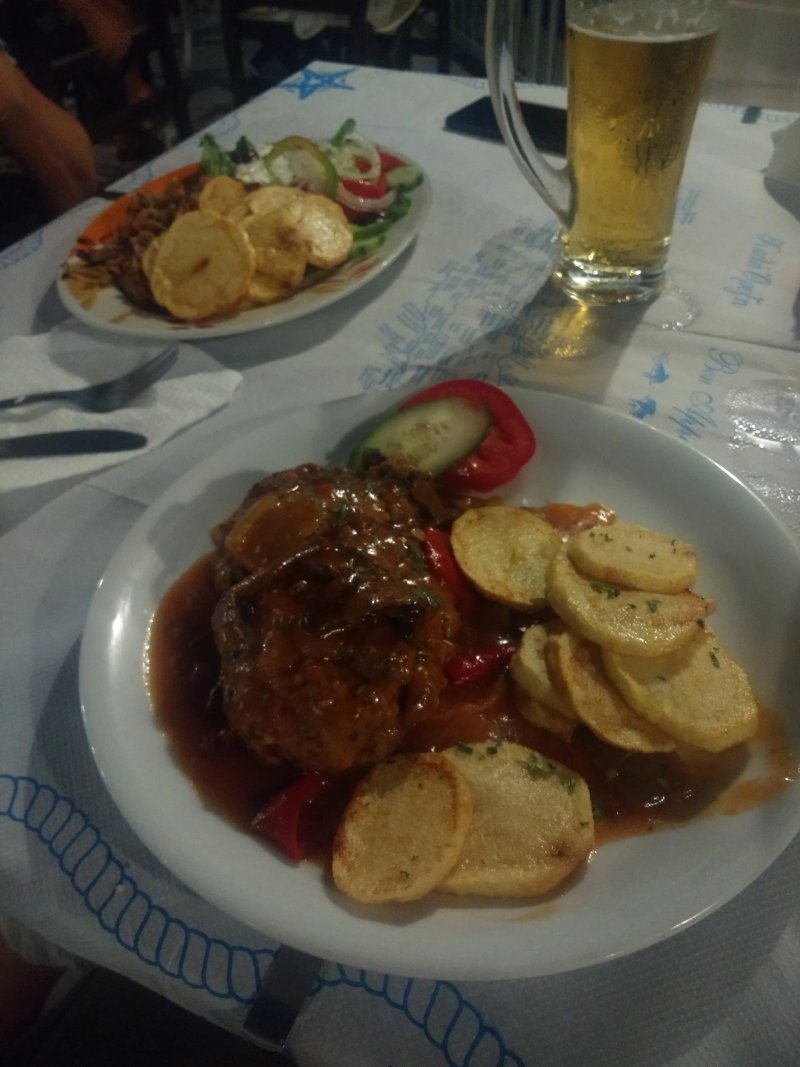 The Lions Cafe Restaurant
