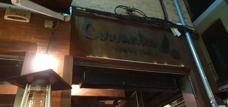 Vermuteria - Comedor Cervantes 10