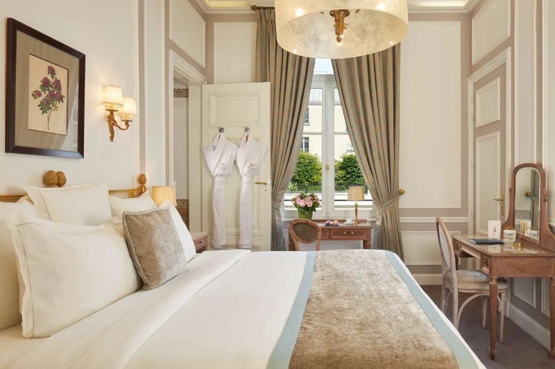 Hôtel Regina Louvre
