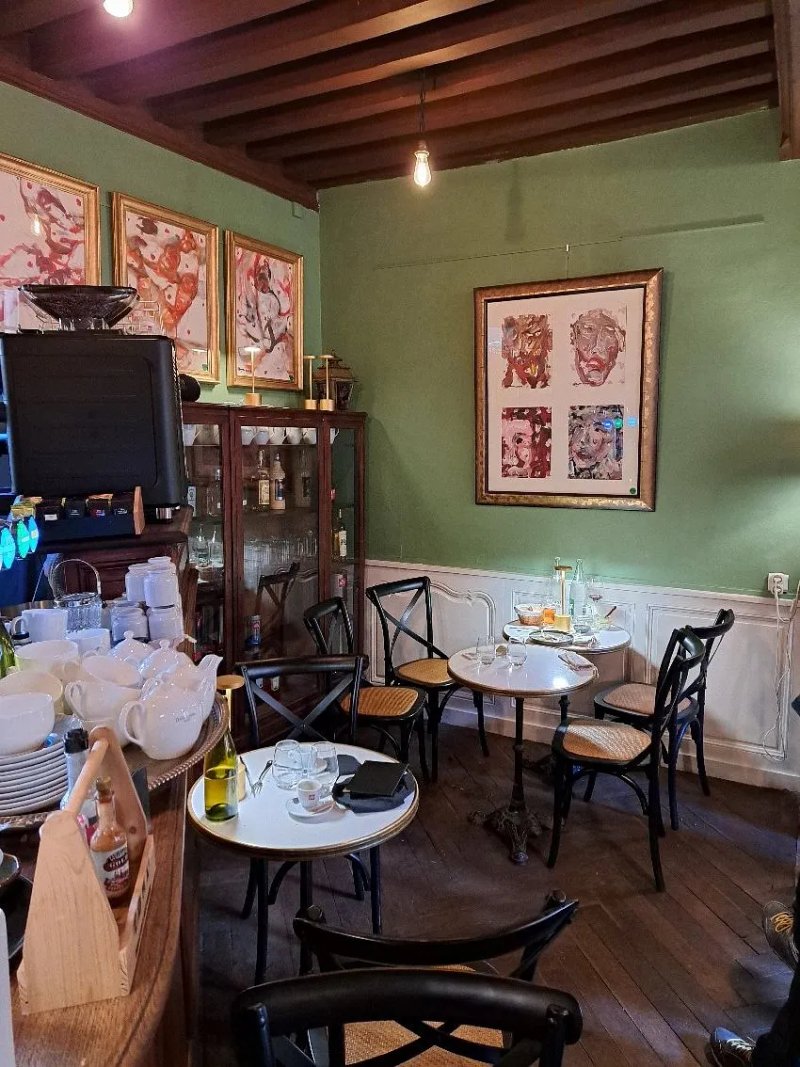 Toma Bar A Vin & Food