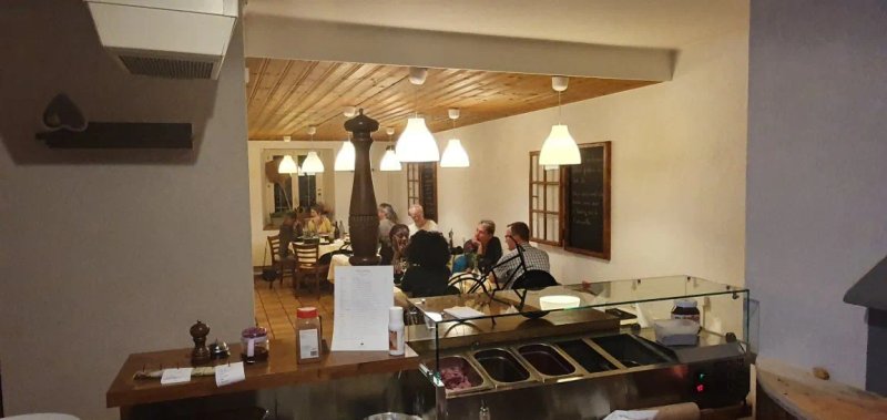 Castello Restaurant & Pizzeria
