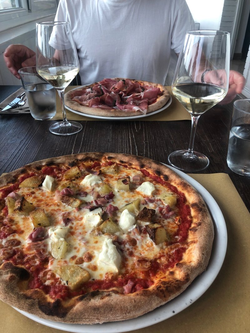 Il Roccolo Pizza E Vino