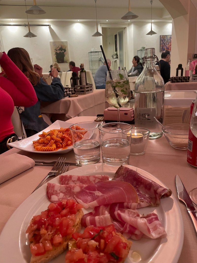 Monti Hotel