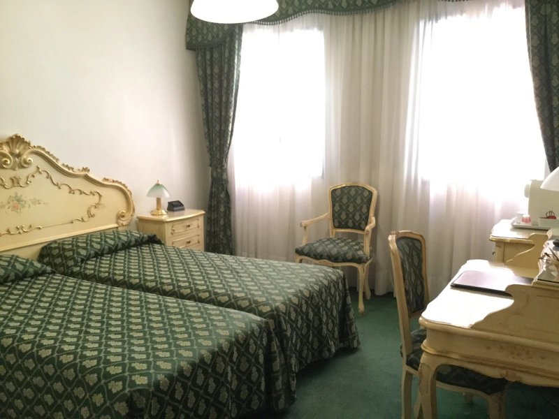 Hotel Commercio & Pellegrino