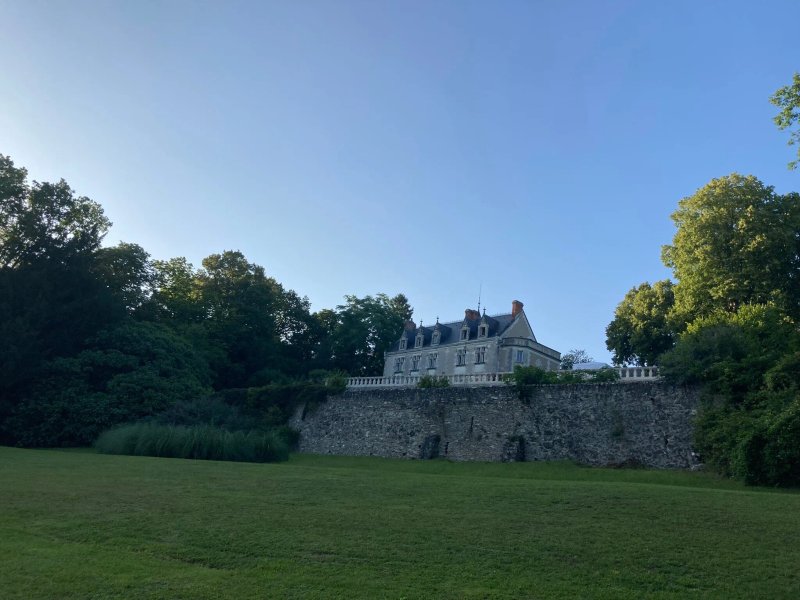 Chateau de Vaugrignon