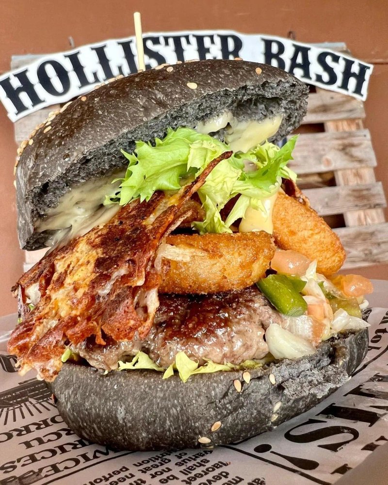 Hollister Bash Saloon