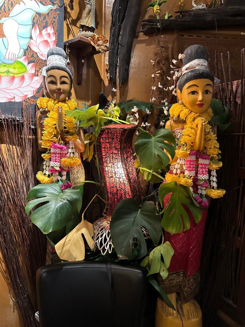 Poonchai Thai Restaurant