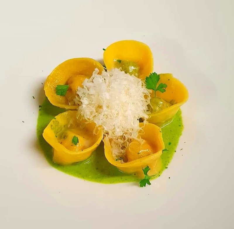 Castell'in Villa Restaurant