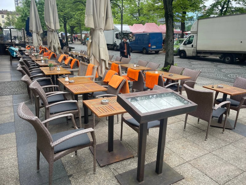 Noah's Restaurant & Cafe
