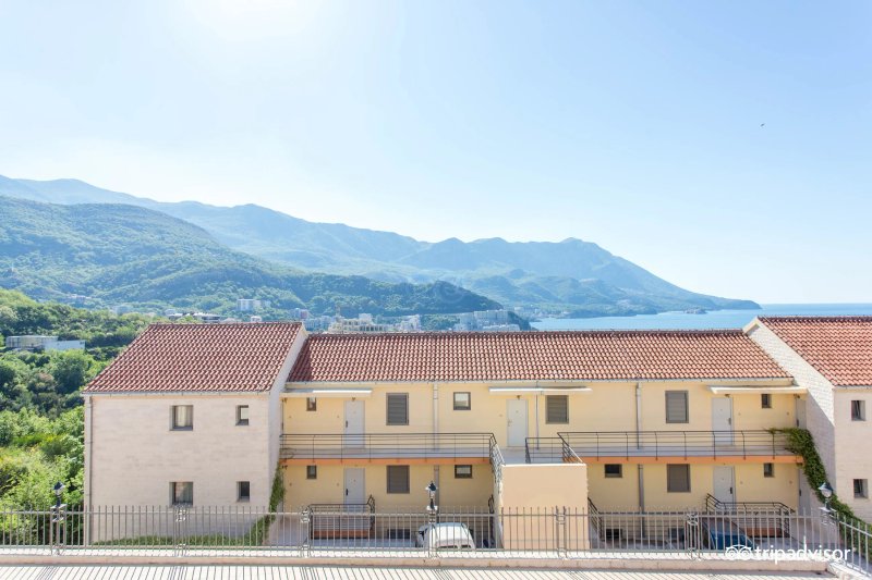 Bečići Sunset Apartments