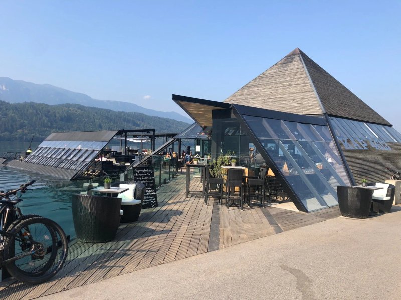 Cafe-Bistro Kap 4613