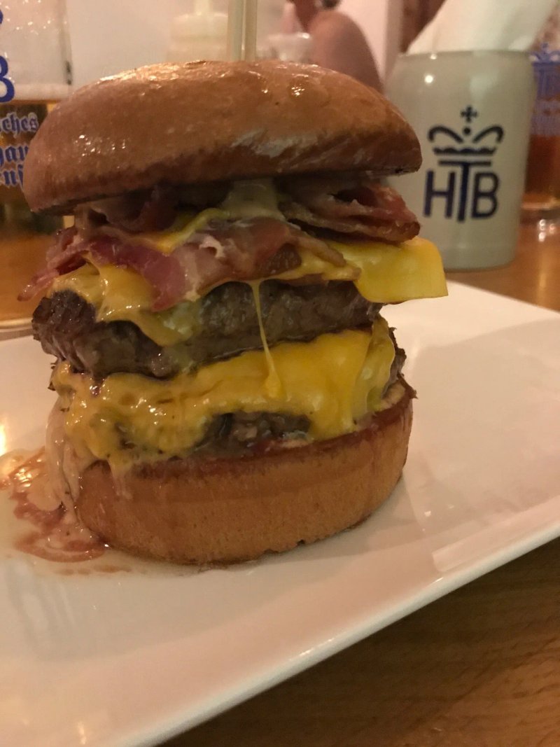 Burger House 2 - Max-Weber-Platz