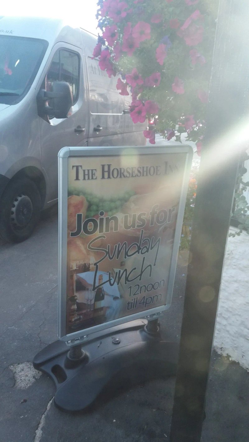 Horse Shoe Inn