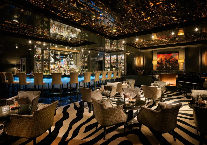 Bar & Smoking Lounge im Breidenbacher Hof