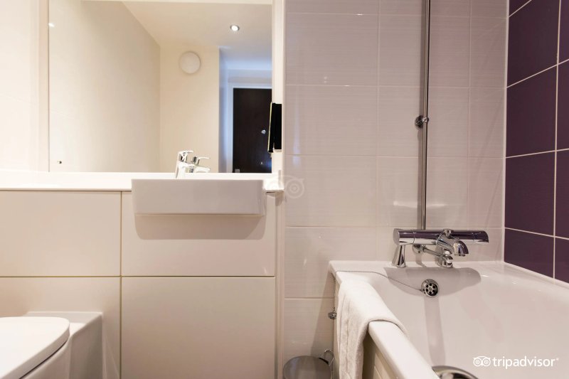 Premier Inn London Heathrow Airport (M4/J4) hotel