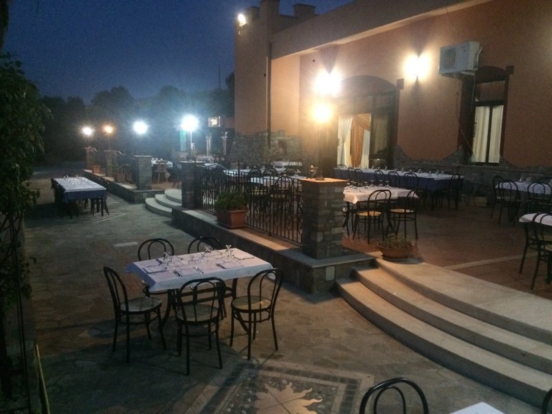 Il Maniero - ristorante pizzeria sala ricevimenti