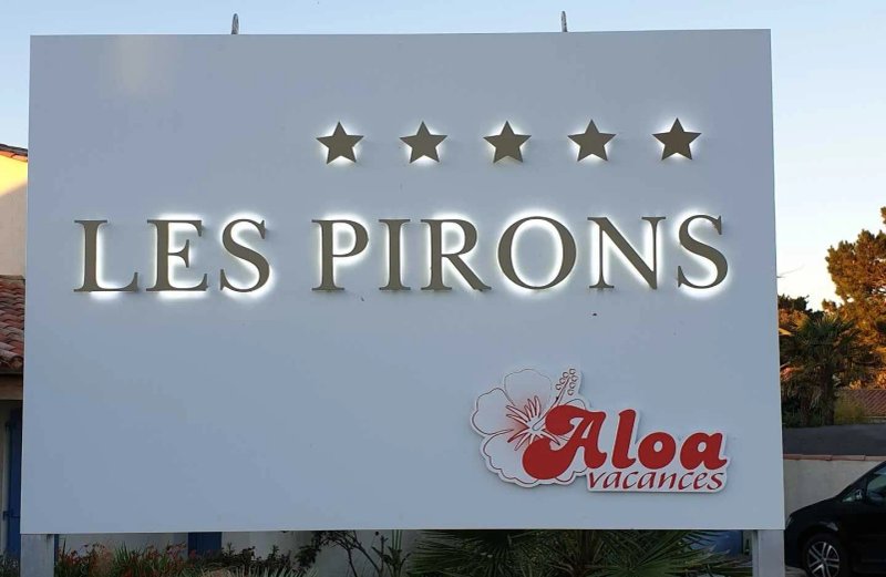 Aloa Vacances - Camping Les Pirons
