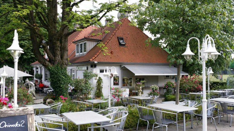 Der Grieche im Grunen Luftbad
