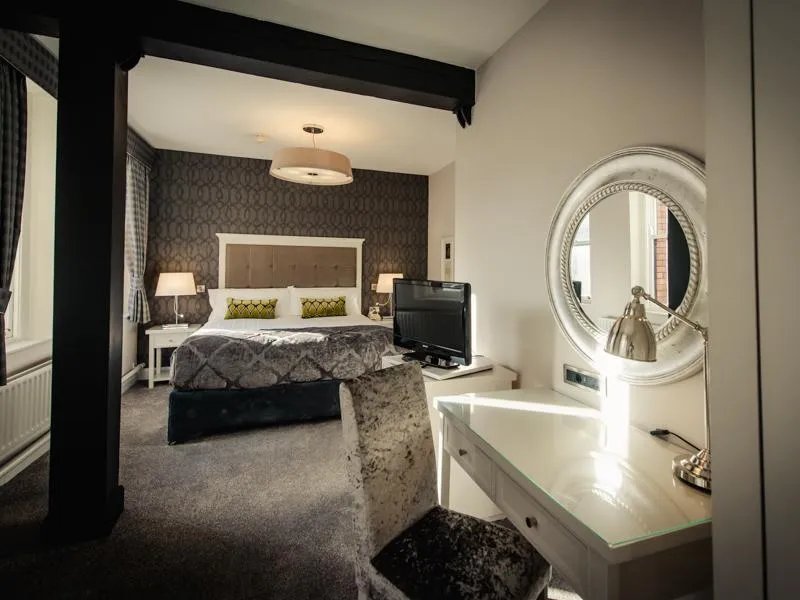 Hotel Isaacs Cork