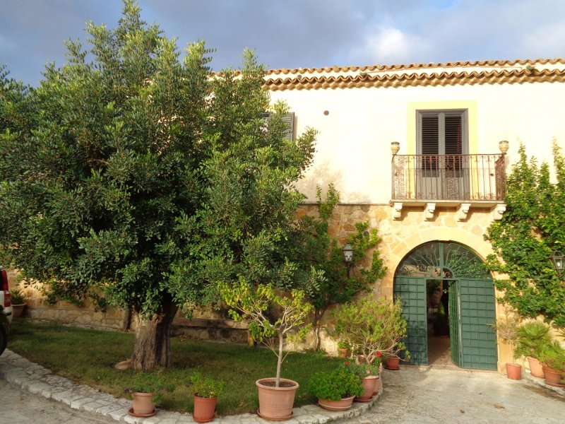 Don Giovanni Hotel