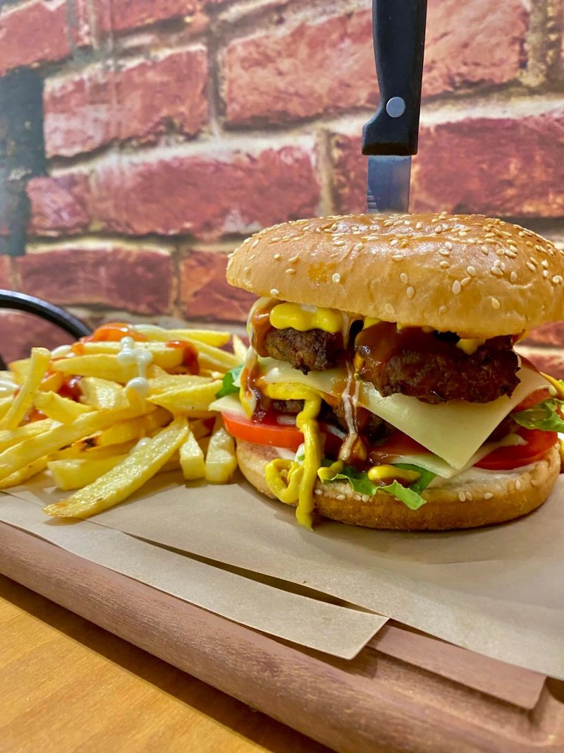Grill House “Elen”