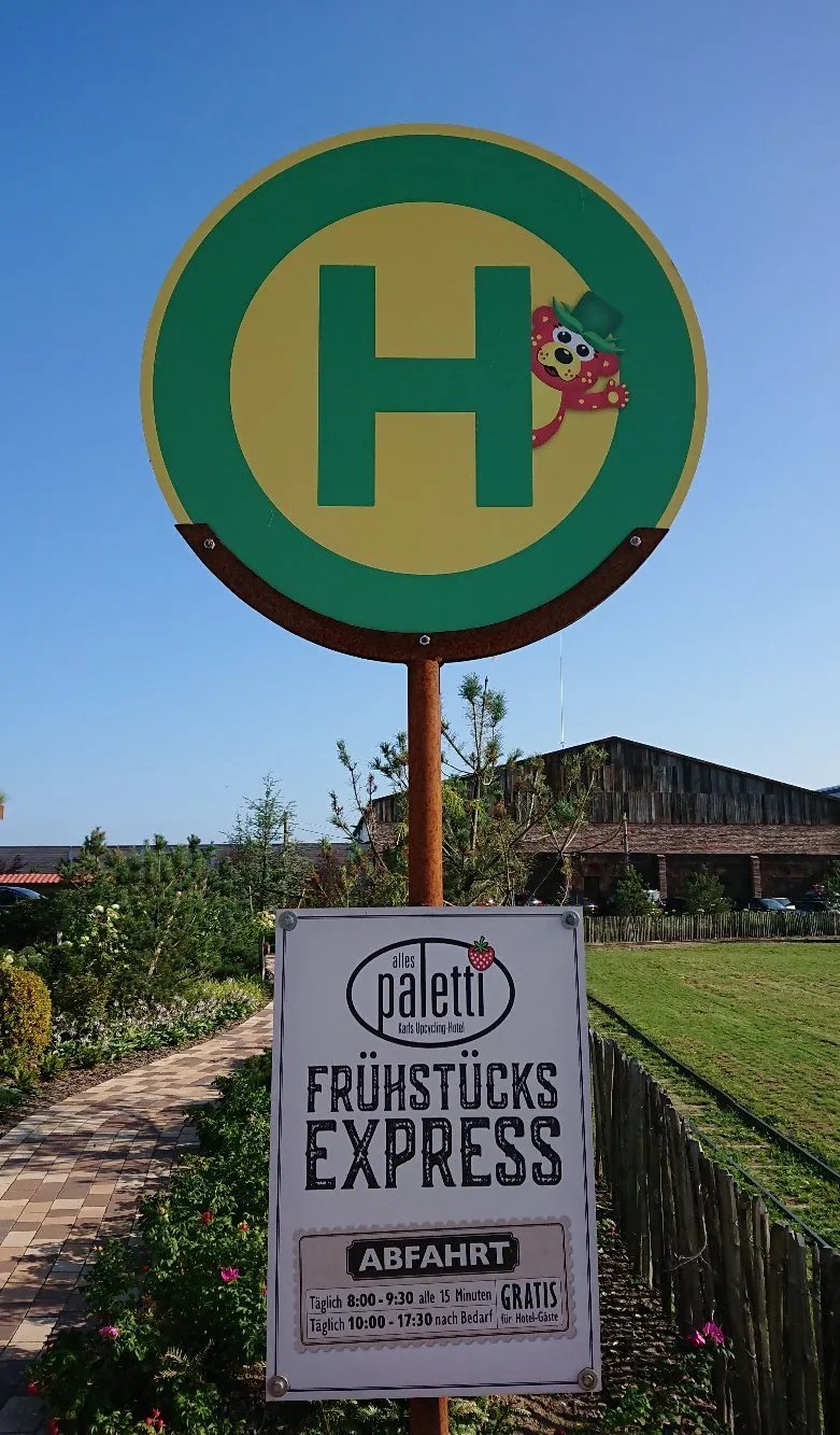 ALLES PALETTI Karls Upcycling Hotel