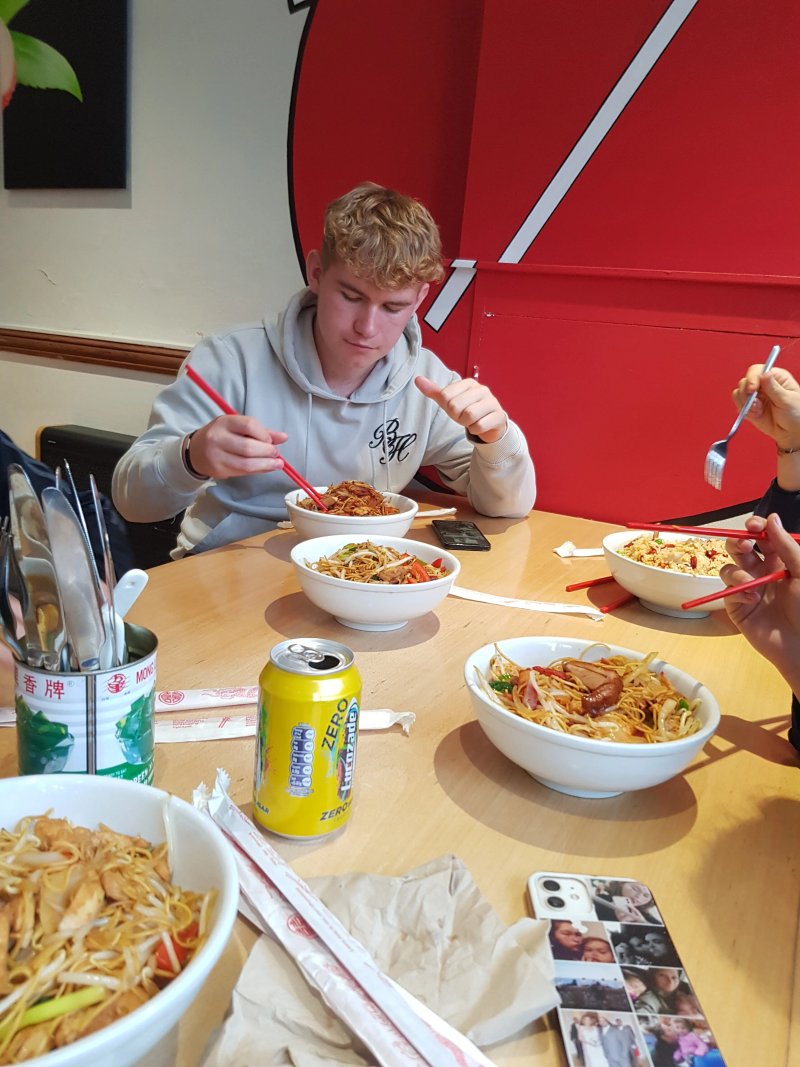 Bar & Wok