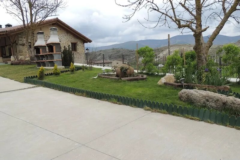 Self catering Lecea y Alianzas for 5 people