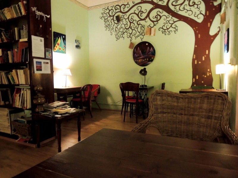 Literature tearoom and cafe