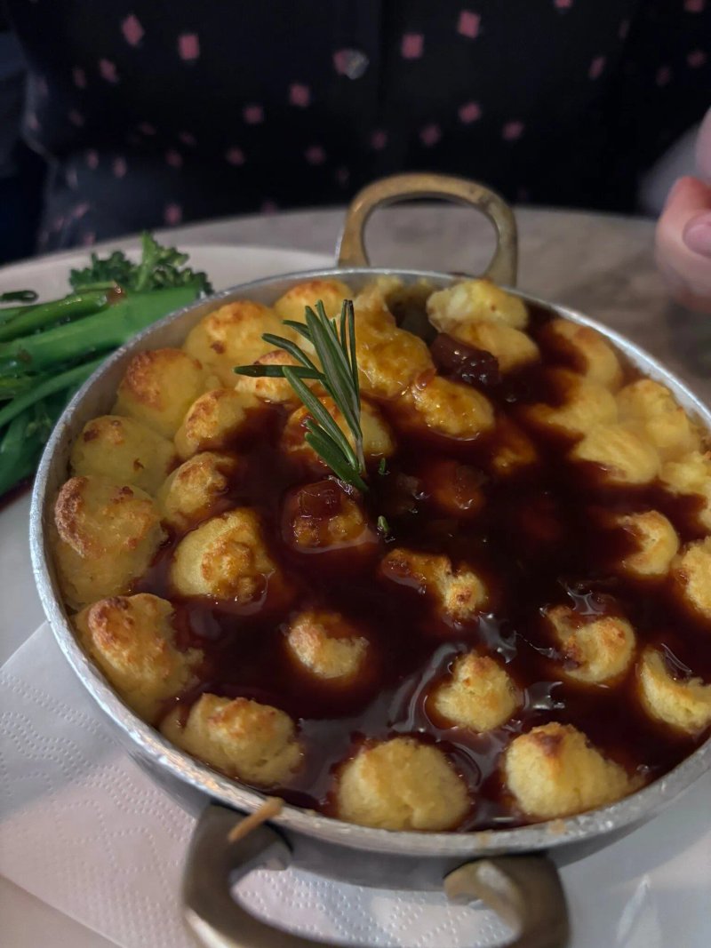 Browns Brasserie & Bar