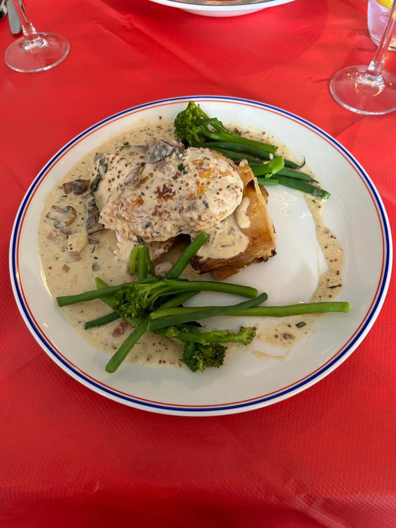 Frederic Cafe Bistro