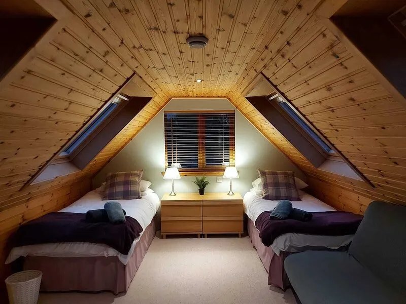 Zippity-Do-Da House, 4 Bedroom, 4 Bathroom, Cinema Room and Hot Tub.