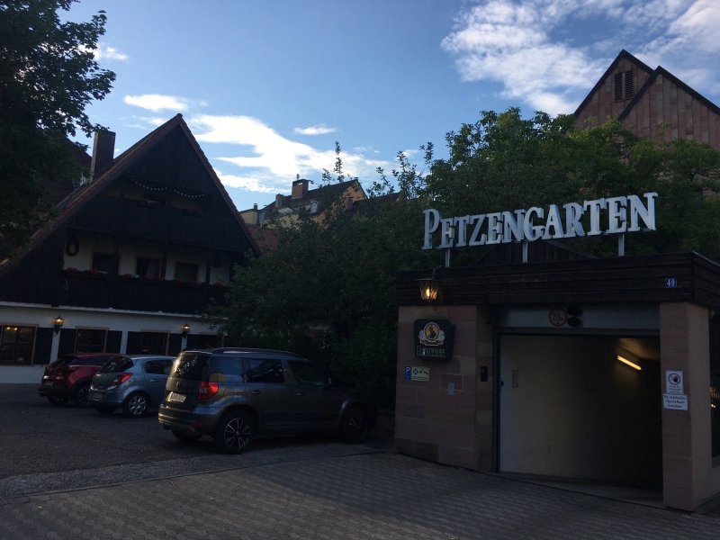 Hotel und Gaststatte Petzengarten