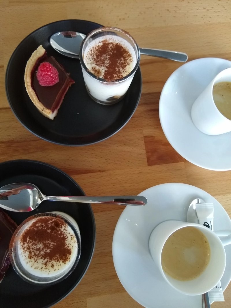 M'eating - Restaurant