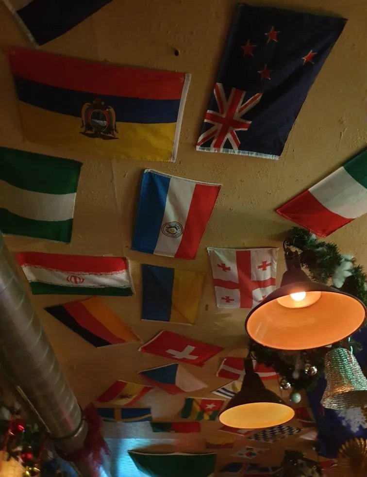 Sutton's Irish Pub