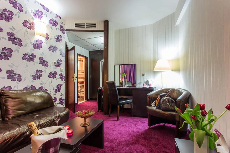 Best Western Art Plaza Hotel