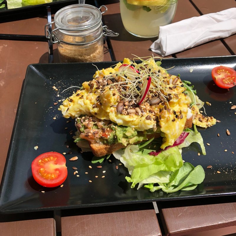 Le Frenchie Cafe