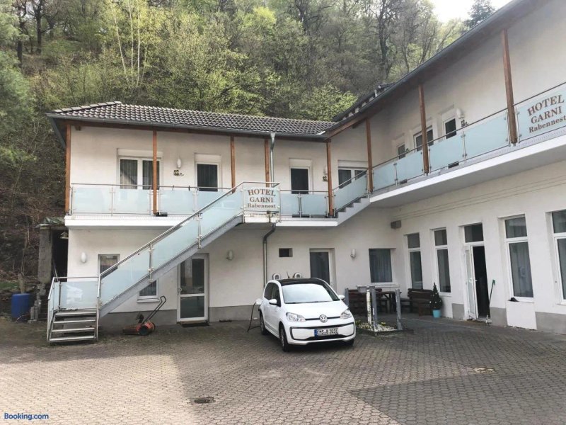 Hotel Garni Rabennest