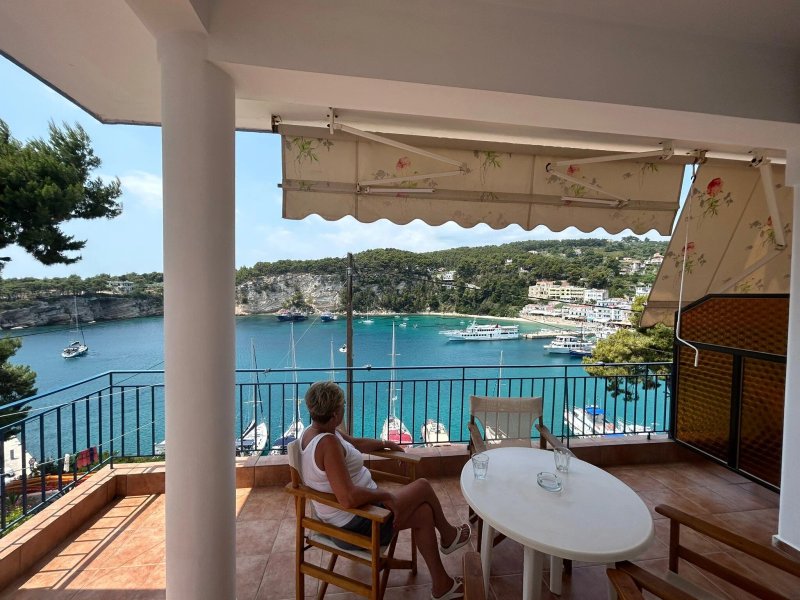 Kavos Hotel