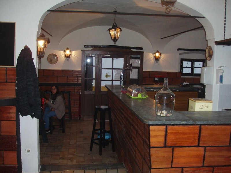 TAVERNA
